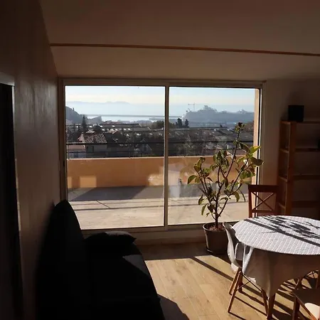 Estaque Cozy Nest With A Magical View Of The Sea Apartment Marseille Exterior photo