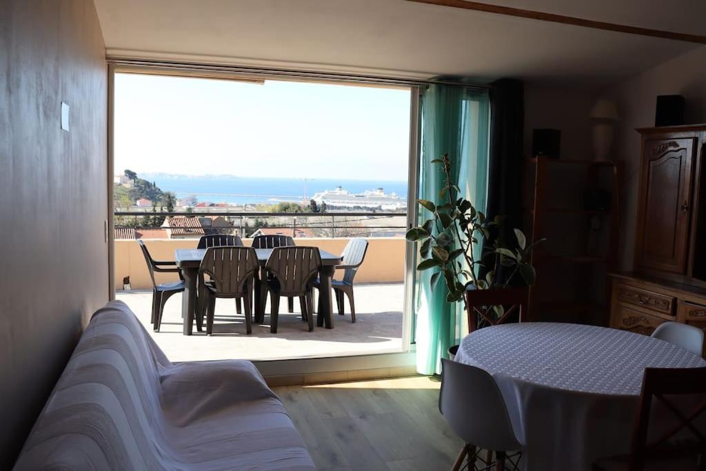 Estaque Cozy Nest With A Magical View Of The Sea *